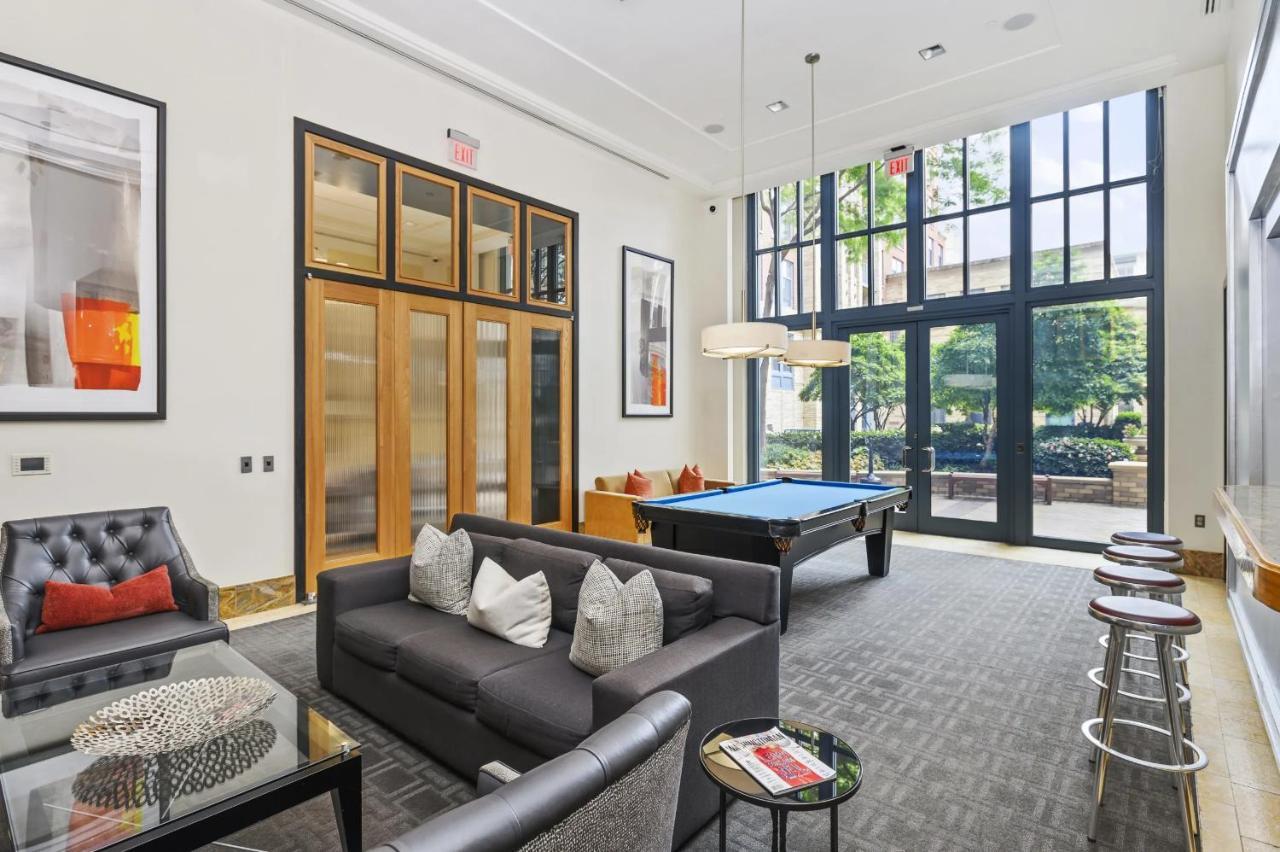 Splendid 2 Bedroom Condo At Pentagon City アーリントン エクステリア 写真